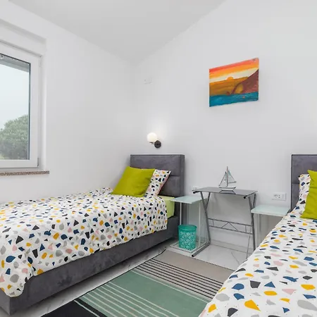 Dom wakacyjny 4 Bedroom Cozy In Betiga *