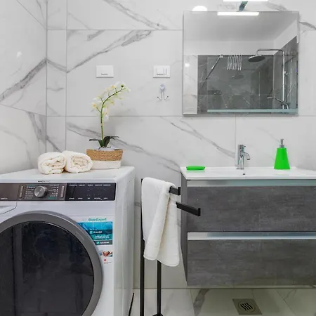 4 Bedroom Cozy In Betiga