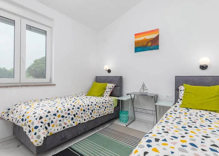 Dom wakacyjny 4 Bedroom Cozy In Betiga *