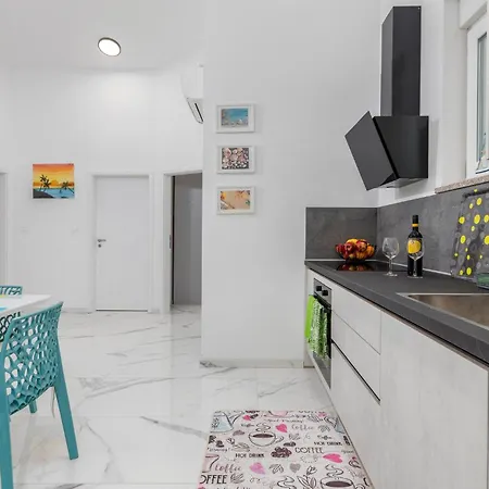 Ferienhaus 4 Bedroom Cozy In Betiga *